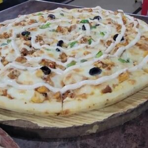 Feaster Most Special - Behari Kabab Pizza